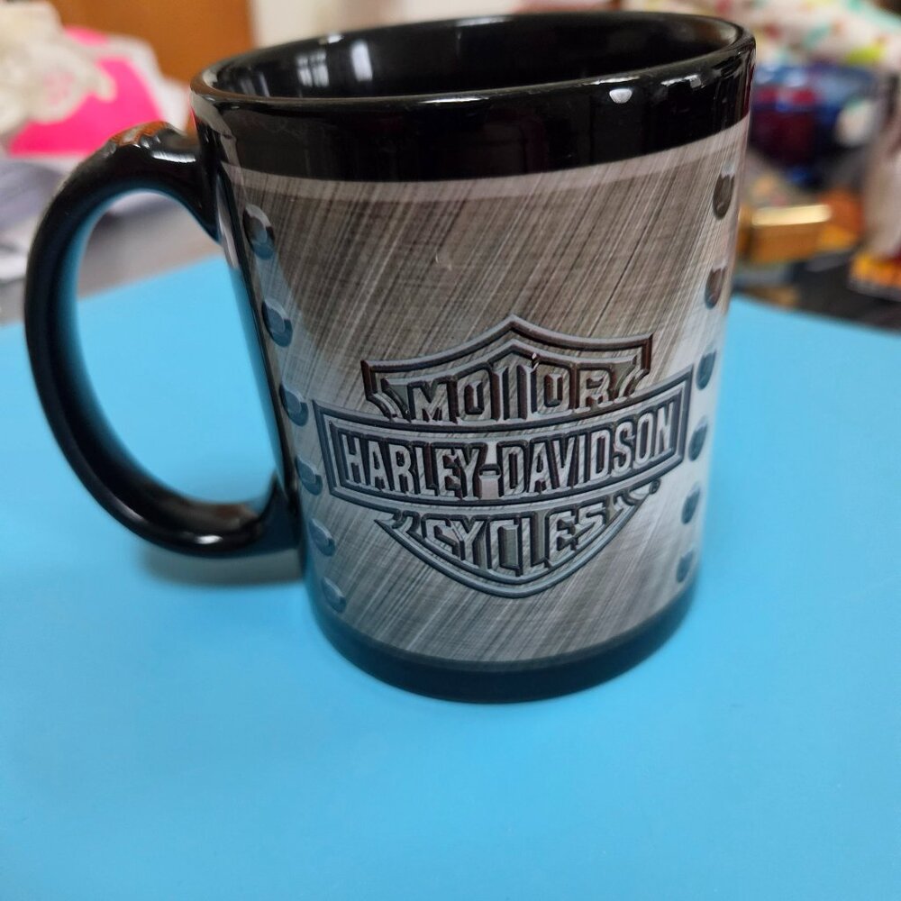 Harley Davidson mug with Harley Davidson motif